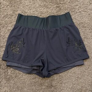 Fabletics Grey Olesia Shine Floral Shorts